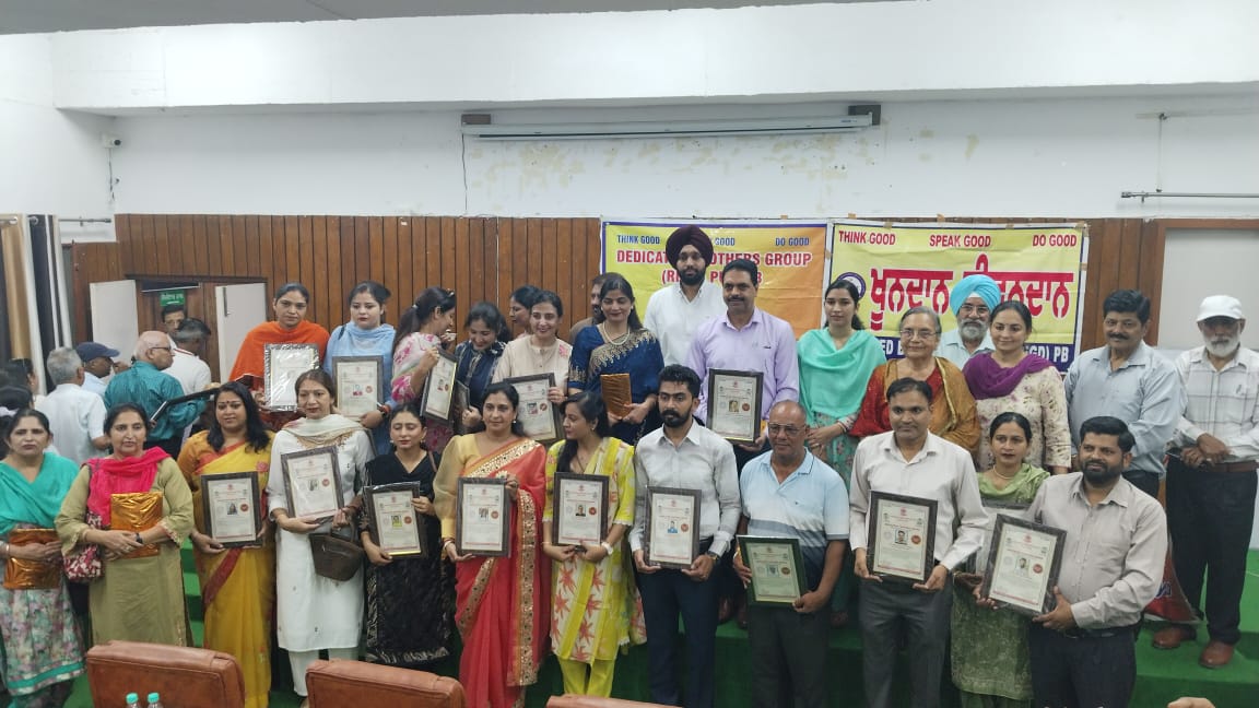 The future will be healthy, safe and prosperous only through the thoughts of Karmayogi Gurus - Dr. Rakesh Vermi.